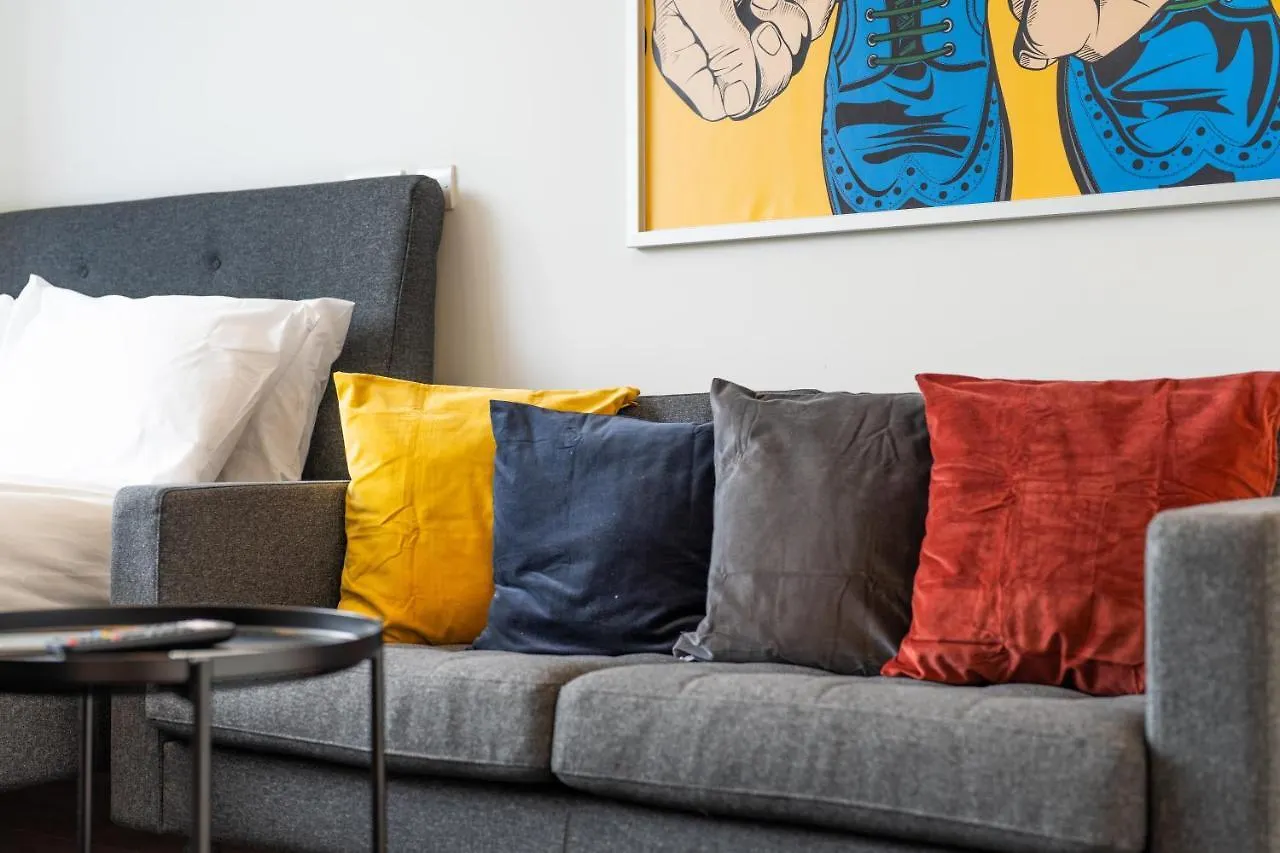 Cozy Apartments - Free Wifi And Parking Onsite Feltham 0*,