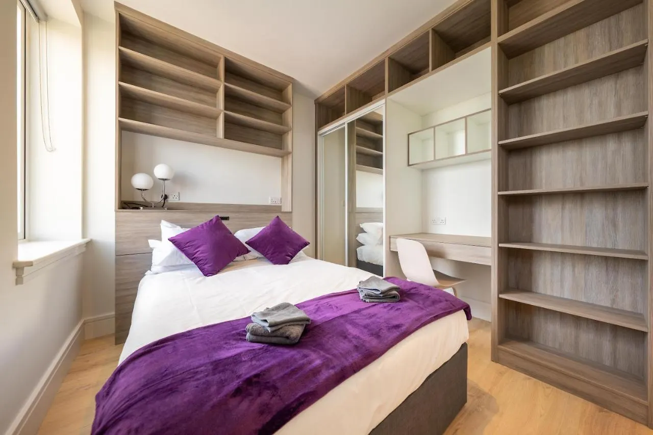 Cozy Apartments - Free Wifi And Parking Onsite Feltham